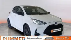 Usado 2022 Toyota Yaris Hybrid Style Berlina | 20.990 € (Precio justo)