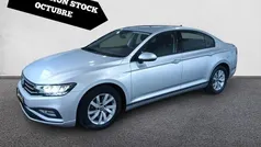 Gris Usado 2020 VW Passat Business Berlina | 18.990 € (Precio justo)