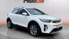 Usado 2023 Kia Stonic SUV | 14.790 € (Precio justo)