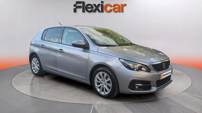Usado Peugeot 308 Style 131 HP (96 kW) 2020 Cinzento Citadino
