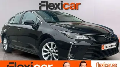 Usado Toyota Corolla 125 CV (91 kW) 2023 Negro Berlina