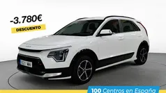 Blanco Usado 2024 Kia Niro SUV | 24.810 € (Precio justo)