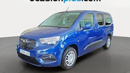 Usado Opel Combo Life Selective 102 CV (75 kW) 2020 Azul