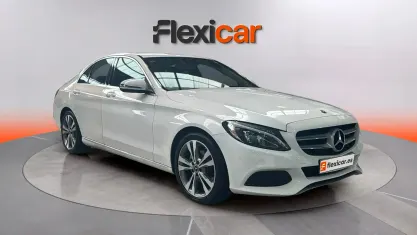 Usado Mercedes C220 194 CV (142 kW) 2018 Blanco Berlina