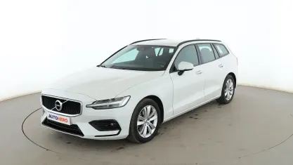 Usado Volvo V60 Momentum 150 CV (110 kW) 2019 Blanco Familiar