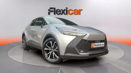 Usado Toyota C-HR Active 140 CV (102 kW) 2024 Gris SUV