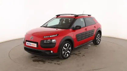 Usado Citroën C4 Feel 82 CV (60 kW) 2017 Rojo SUV