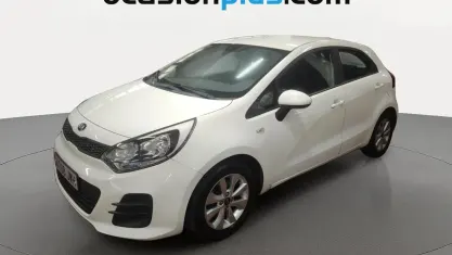 Usado Kia Rio 75 CV (55 kW) 2017 Blanco Utilitario