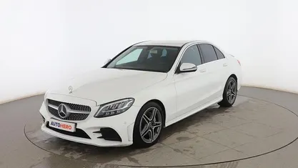 Blanco Usado 2019 Mercedes C200 AMG line Berlina | 28.499 € (Buen precio)