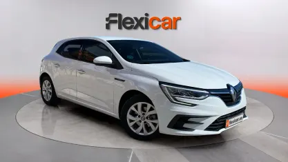Begagnad Renault Mégane II Equilibre 140 HK (102 kW) 2022 Grå Sedan