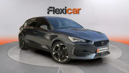 Usado Cupra Leon 150 CV (110 kW) 2023 Gris Berlina