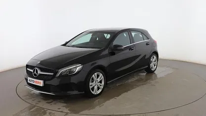 Usado 2016 Mercedes A200 Urban Berlina | 17.399 € (Precio justo)