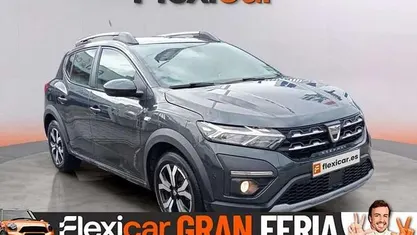 Usado Dacia Sandero Comfort 101 CV (74 kW) 2022 Utilitario