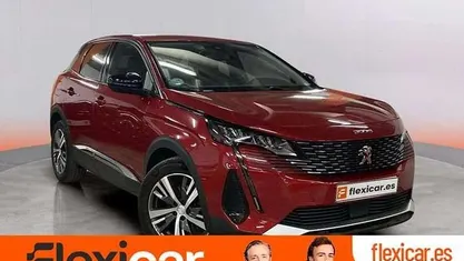 Usado Peugeot 3008 Allure 131 CV (96 kW) 2022 Rojo Monovolumen