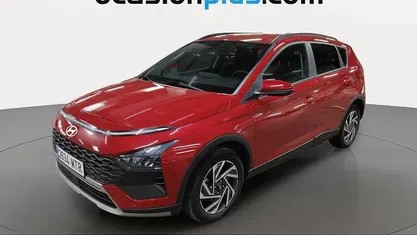 Usado Hyundai Bayon 100 CV (73 kW) 2024 Rojo SUV