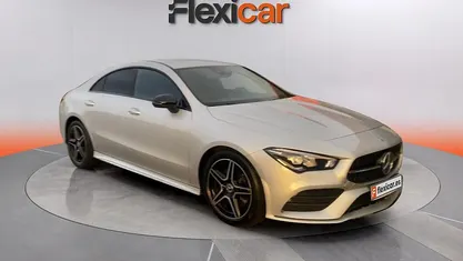 Usado Mercedes CLA200 150 CV (110 kW) 2021 Gris Berlina