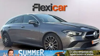 Usado Mercedes CLA200 Shooting Brake 150 CV (110 kW) 2019 Gris Familiar