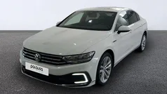 Blanco Usado 2020 VW Passat GTE Berlina | 20.500 € (Precio justo)