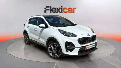 Usado Kia Sportage GT-Line 136 CV (100 kW) 2019 Blanco SUV