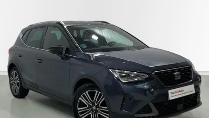 Usado Seat Arona FR 115 CV (84 kW) 2024 Gris SUV