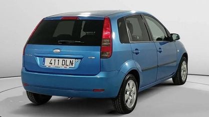 Usado Ford Fiesta Trend 68 CV (50 kW) 2005 Azul Utilitario