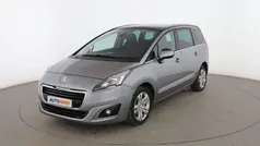 Gris Usado 2014 Peugeot 5008 Allure Monovolumen | 9799 € (Precio justo)