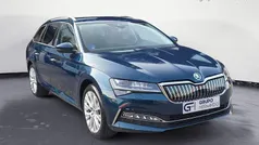 Azul Usado 2021 Skoda Superb Style Familiar | 22.500 € (Precio justo)
