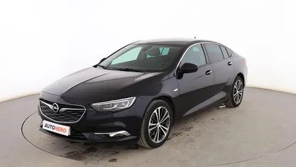 Usado Opel Insignia Innovation 170 CV (125 kW) 2019 Azul Berlina