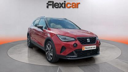 Używany Seat Arona FR 150 KM (110 kW) 2024 Czerwony SUV