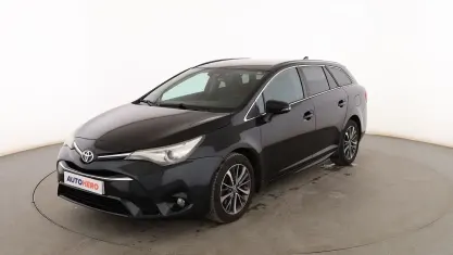 Usado Toyota Avensis Advance 143 CV (105 kW) 2016 Negro Familiar