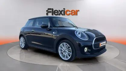 Usado Mini ONE 102 CV (75 kW) 2020 Negro Utilitario