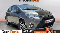 Gris / plata Usado 2020 Toyota Yaris Active Berlina | 13.990 € (Precio justo)