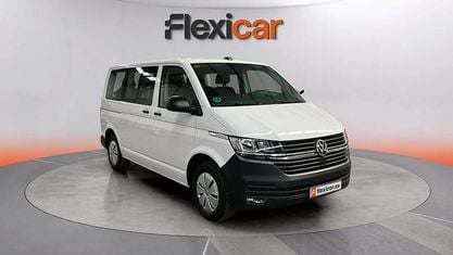 Używany VW Caravelle 150 KM (110 kW) 2023 Biały Van