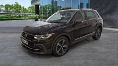 Negro Usado 2022 VW Tiguan Life SUV | 32.500 € (Precio justo)