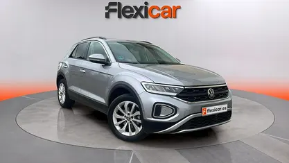 Usado VW T-Roc Life 150 CV (110 kW) 2023 SUV