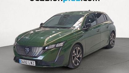 Usado Peugeot 308 Allure 131 HP (96 kW) 2022 Verde Citadino