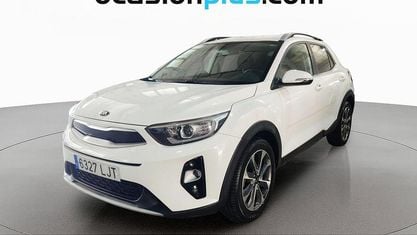 Usado Kia Stonic 101 HP (74 kW) 2020 Branco SUV