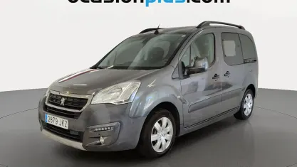 Usado Peugeot TePee Outdoor 120 CV (88 kW) 2015 Gris Familiar