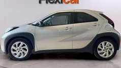 Gris Usado 2024 Toyota Aygo X-play Utilitario | 14.190 € (Precio justo)