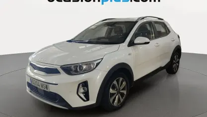 Usado Kia Stonic 101 CV (74 kW) 2024 Blanco SUV