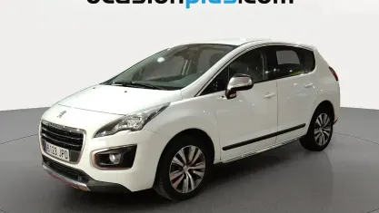 Usado Peugeot 3008 Style 131 CV (96 kW) 2016 Blanco SUV