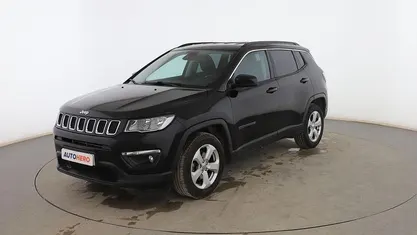 Usado Jeep Compass Night Eagle 120 CV (88 kW) 2020 Negro SUV