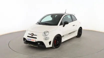 Begagnad Abarth 595 Competizione 180 HK (132 kW) 2017 Vit Sedan