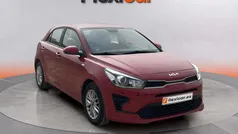 Rojo Usado 2022 Kia Rio Berlina | 13.990 € (Precio justo)