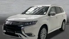 Blanco Usado 2019 Mitsubishi Outlander P-HEV SUV | 20.900 € (Precio justo)