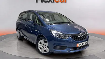 Usado Opel Zafira Tourer Selective 120 CV (88 kW) 2017 Azul Monovolumen