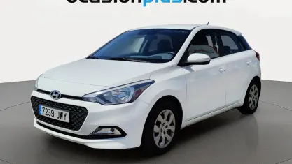 Usado Hyundai i20 84 CV (61 kW) 2017 Blanco Utilitario