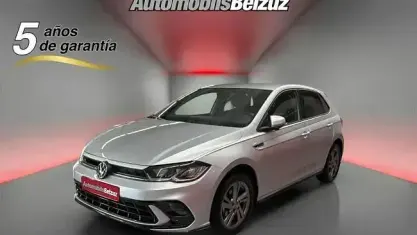 Usado VW Polo R-line 95 CV (69 kW) 2023 Gris Utilitario