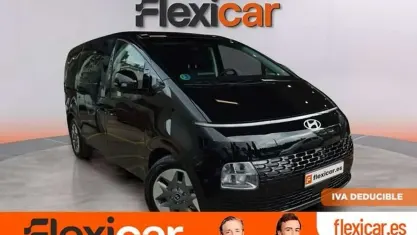 Używany Hyundai Staria Style 227 KM (166 kW) 2025 Czarny Minivan