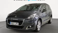 Gris Usado 2016 Peugeot 5008 Style Monovolumen | 10.990 € (Precio justo)